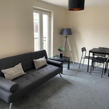 Lovely 1 Bedroom Studio Apartment - Merthyr Tydfil Εξωτερικό φωτογραφία