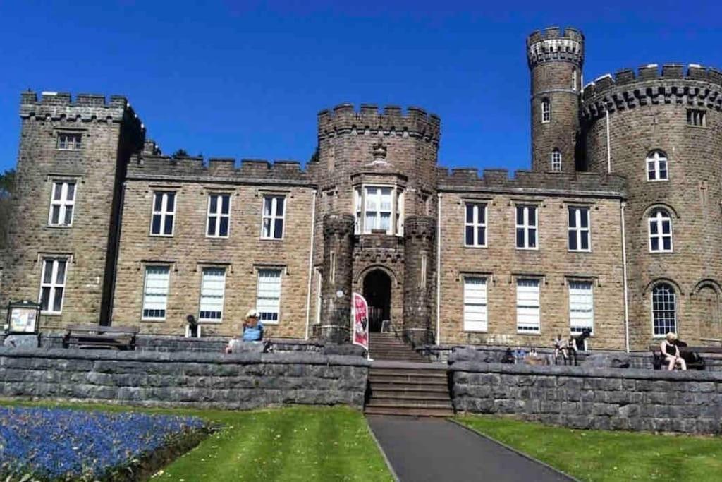 Lovely 1 Bedroom Studio Apartment - Merthyr Tydfil Εξωτερικό φωτογραφία